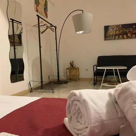 Oda ve Kahvaltı 4 Season Roma