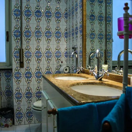 Oda ve Kahvaltı 4 Season Roma