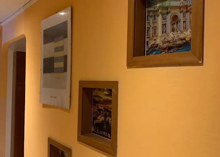 4 Season Bed and breakfast Roma