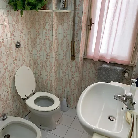 4 Season Bed & Breakfast Roma