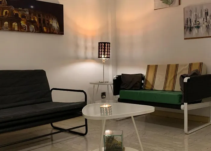 לינה וארוחת בוקר 4 Season 2*